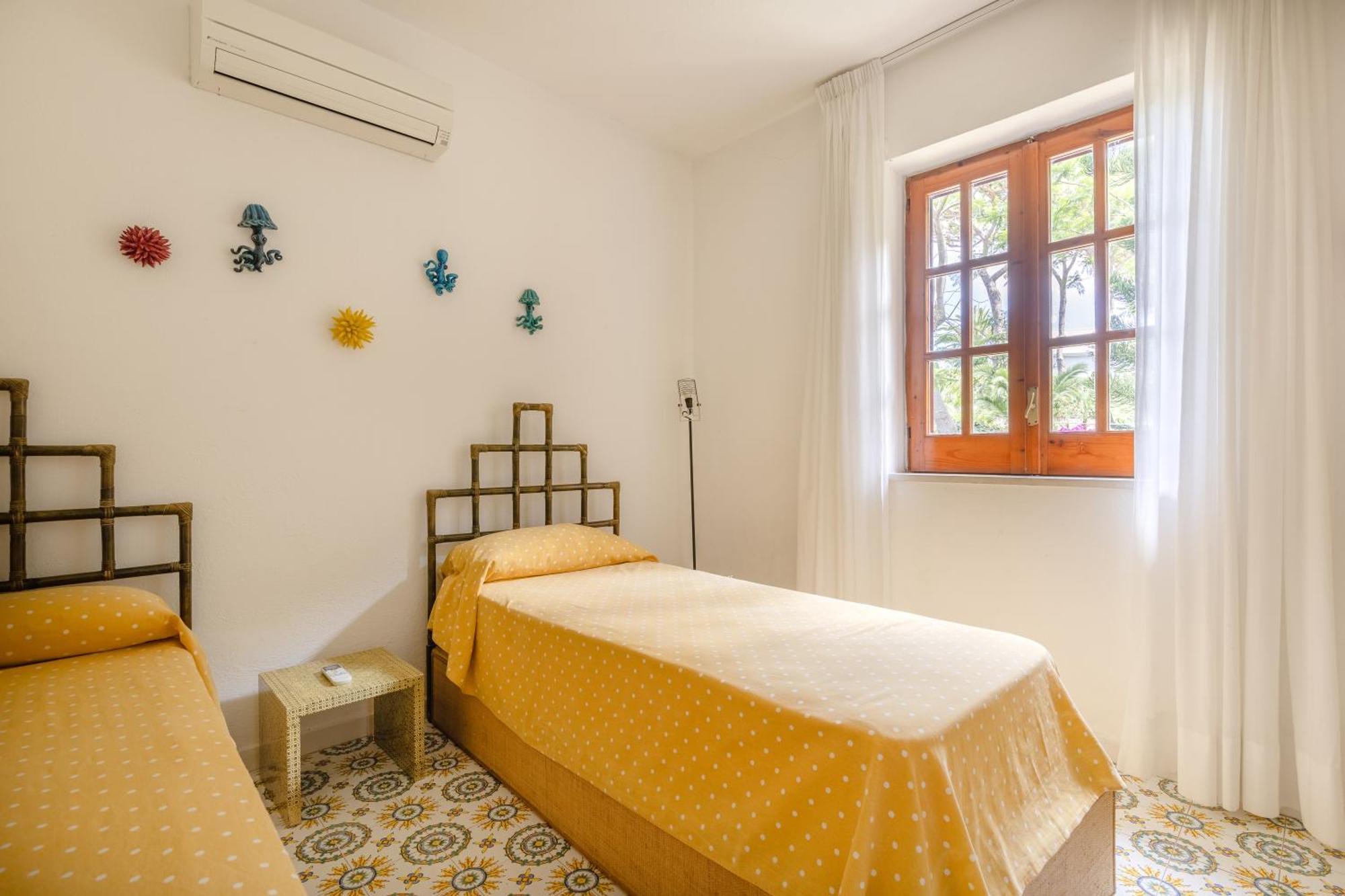 Villetta Con Giardino Esclusivo Di 1000 Mq, Piscina, Tennis, Calcio, Bocce Forio di Ischia Kültér fotó